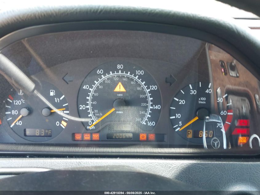 2000 Mercedes-Benz C 230 Kompressor VIN: WDBHA24G7YA828019 Lot: 42918394