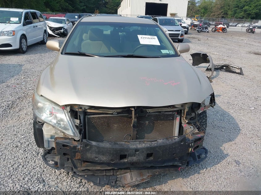 2011 Toyota Camry Le VIN: 4T1BF3EK0BU229272 Lot: 42918499