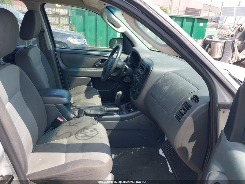 2005 Ford Escape Xls