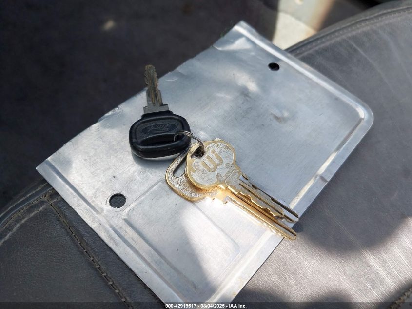 1993 Mercury Capri VIN: 6MPCT01Z0P8641235 Lot: 42919517