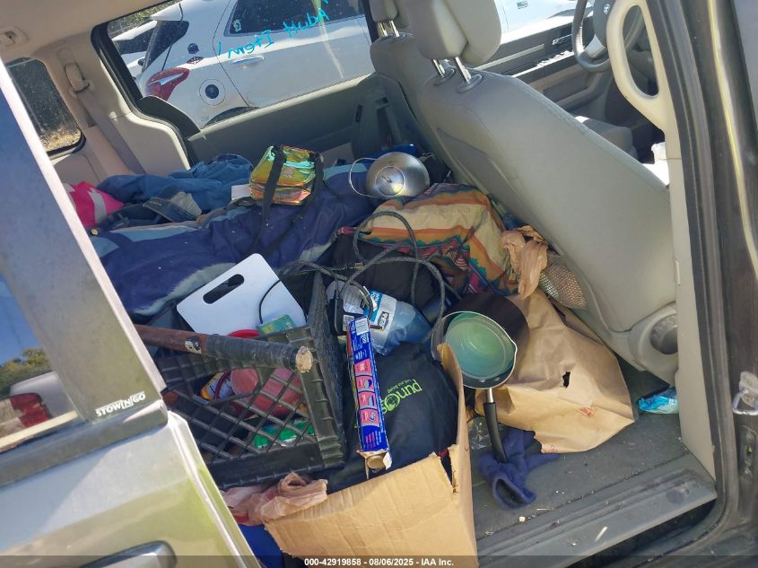 2010 Dodge Grand Caravan Hero VIN: 2D4RN3D10AR434894 Lot: 42919858