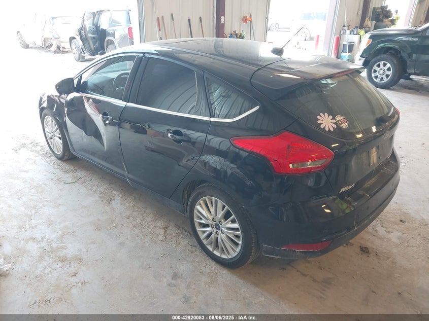 2017 FORD FOCUS TITANIUM - 1FADP3N27HL242650