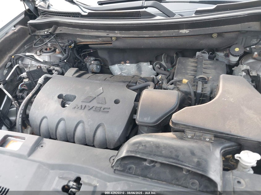 2018 MITSUBISHI OUTLANDER SE - JA4AZ3A34JZ011921