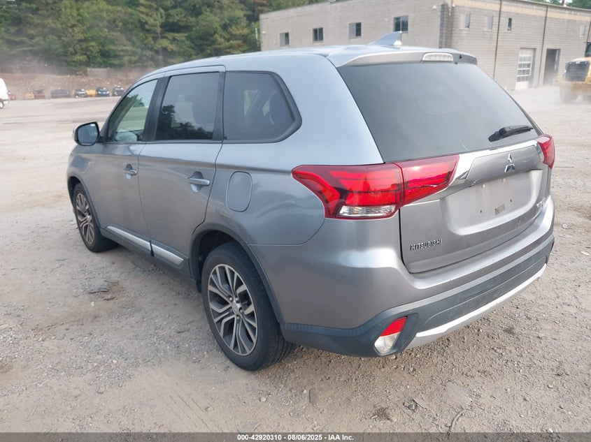 2018 MITSUBISHI OUTLANDER SE - JA4AZ3A34JZ011921