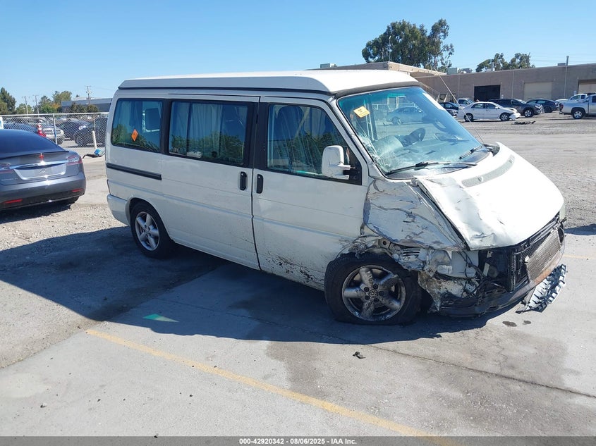 WV2NB47022H101303 VOLKSWAGEN EUROVAN Photo 1