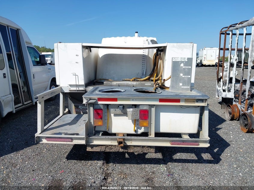 2015 Isuzu Npr Hd Reg VIN: 54DC4W1B5FS804680 Lot: 42920372