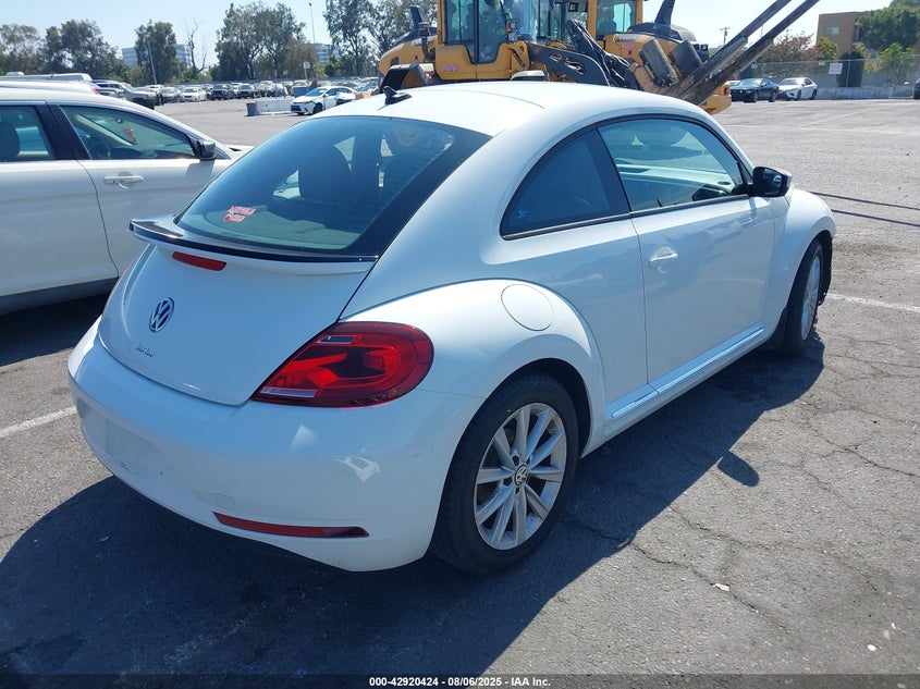 VIN 3VWFD7AT5JM725282 2018 VOLKSWAGEN BEETLE 2.0T COAST/2.0T S