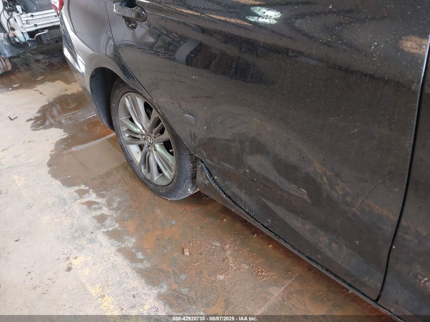 2017 TOYOTA CAMRY SE - 4T1BF1FK5HU447901