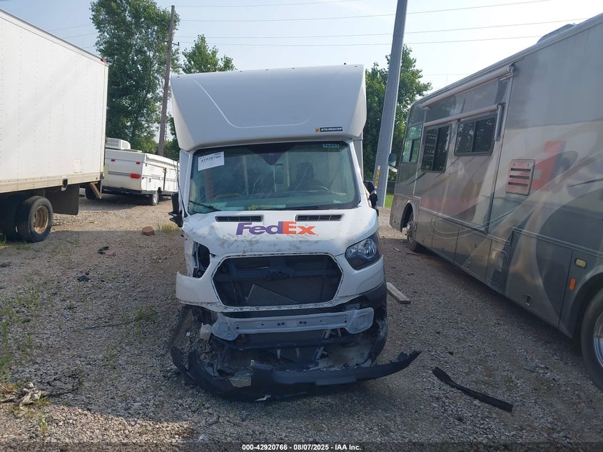 2022 Ford Transit-350 Cutaway VIN: 1FDDF8P86NKA76453 Lot: 42920766