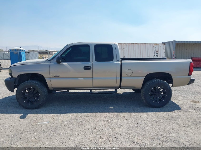 2001 Chevrolet Silverado 1500 Ls VIN: 2GCEC19V41128234 Lot: 42921098