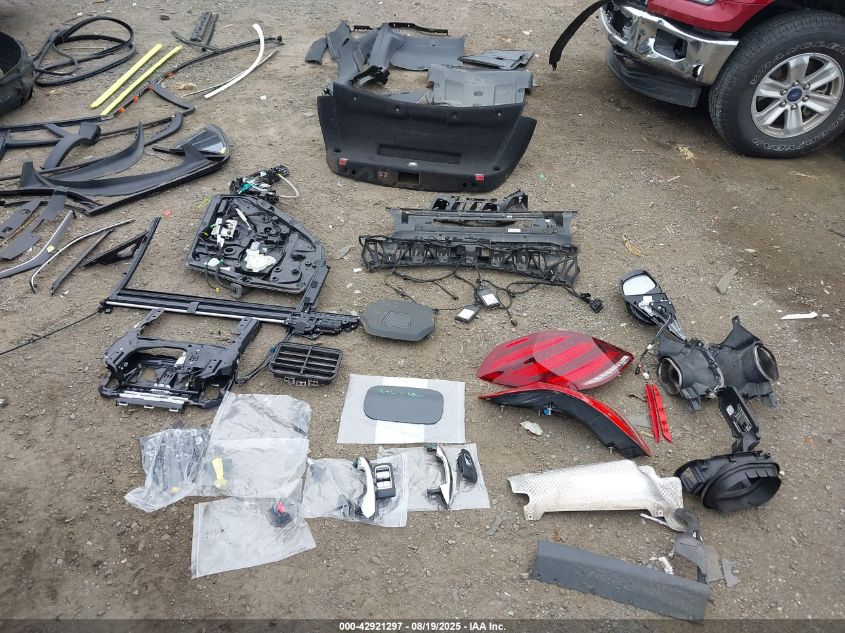 2018 Mercedes-Benz S 560 4Matic VIN: WDDUG8GB0JA356632 Lot: 42921297