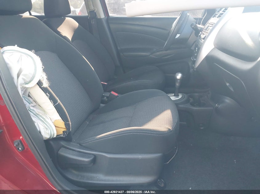 2017 NISSAN VERSA 1.6 SV - 3N1CN7AP7HK463599