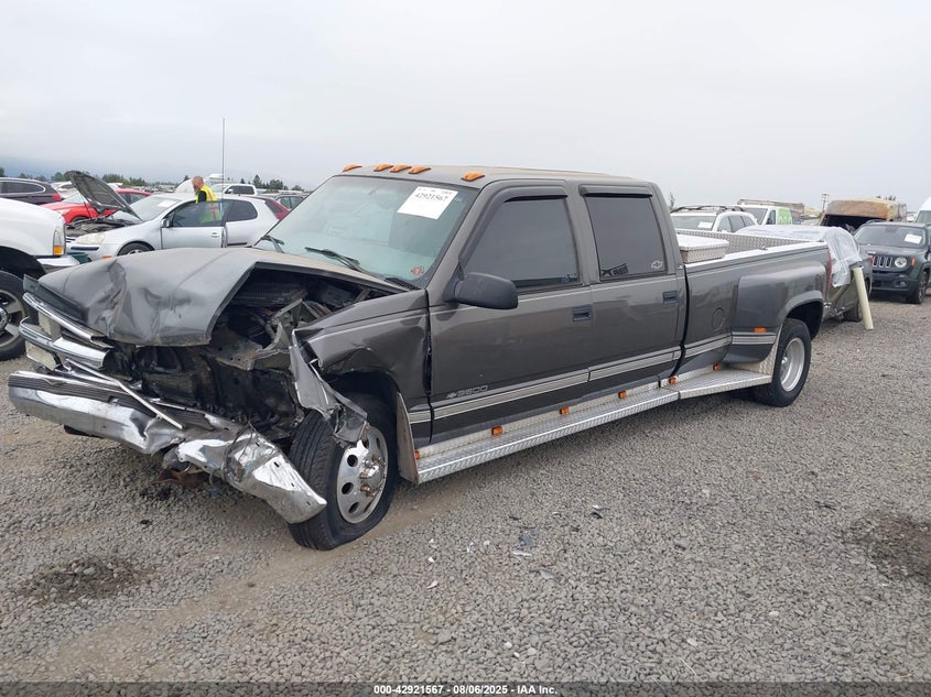 2000 Chevrolet C3500 grey truck gasoline 1GCHC33J1YF418429 photo #3