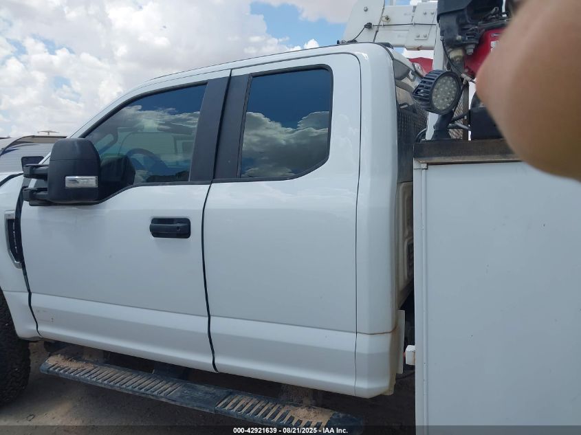 2022 Ford F-350 - 1FD8X3HN8NEF33963