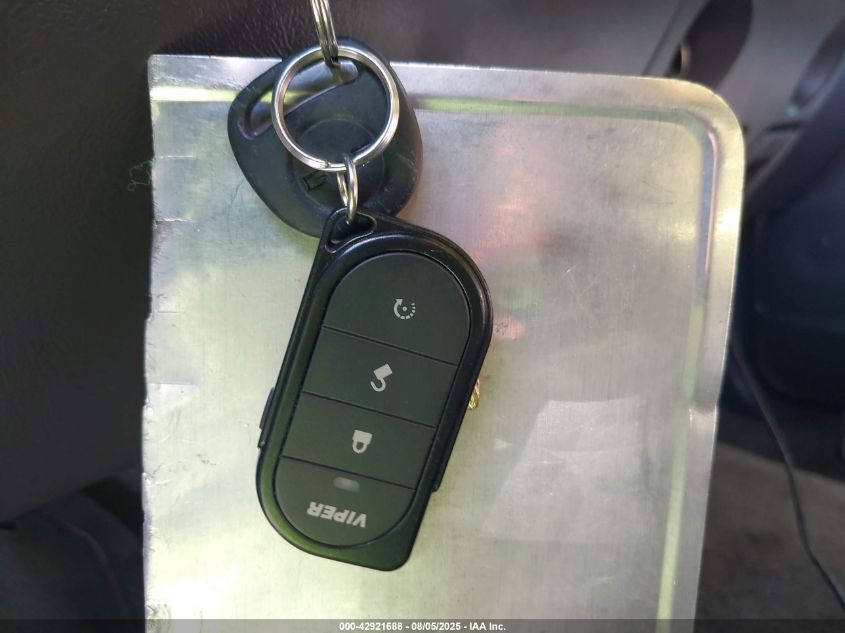 2006 GMC New Sierra K1500 VIN: 2GTEK13Z261321745 Lot: 42921688