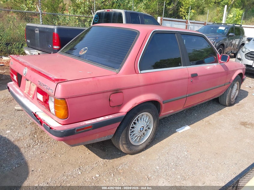 WBAAA2304KAE71915 1989 BMW 3ER photo no. 4
