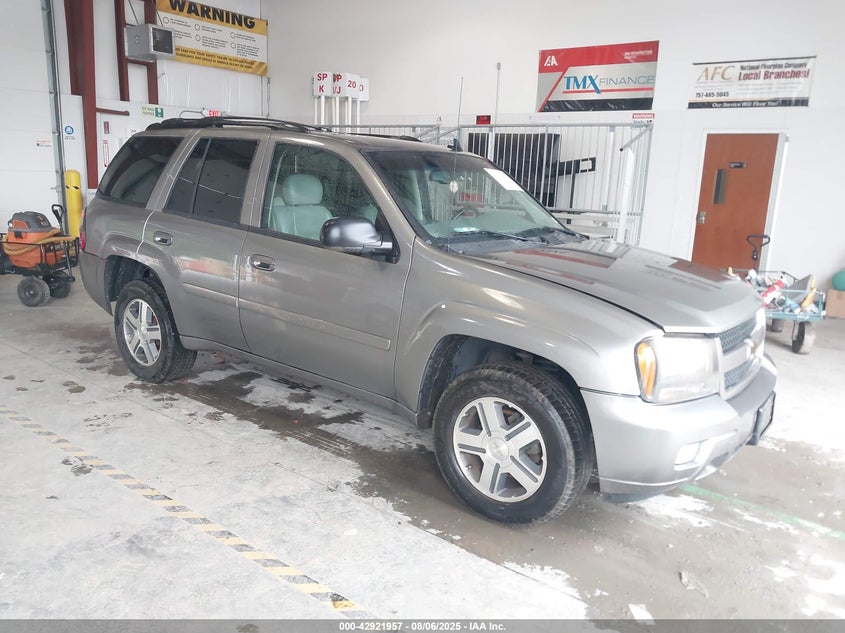 1GNDT13SX72287560 2007 Chevrolet Trailblazer Lt auction photo 1