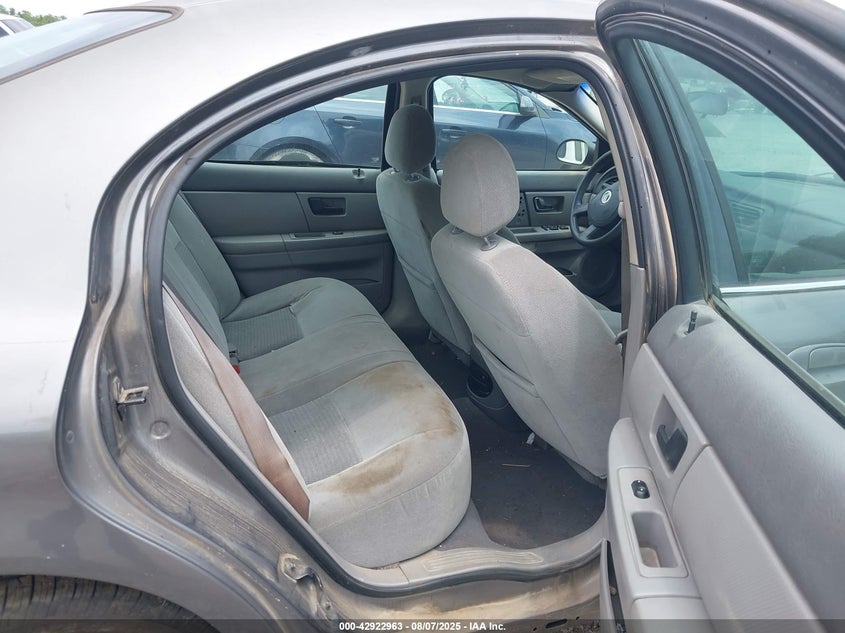 2005 Mercury Sable Gs VIN: 1MEFM50U45A600714 Lot: 42922963