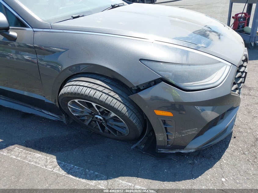 2021 HYUNDAI SONATA LIMITED - 5NPEH4J26MH093878