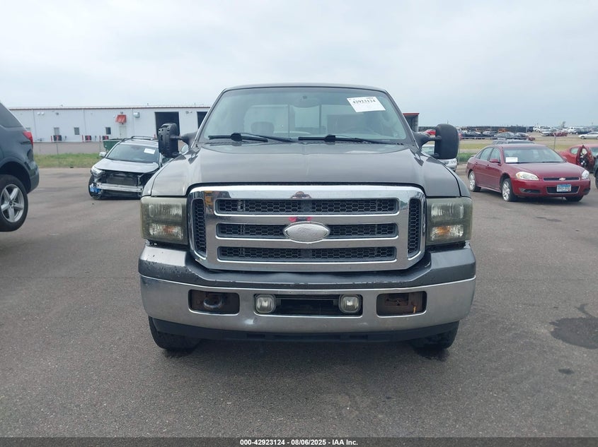 2005 Ford F-250 Lariat/Xl/Xlt VIN: 1FTSX21P65EC60182 Lot: 42923124