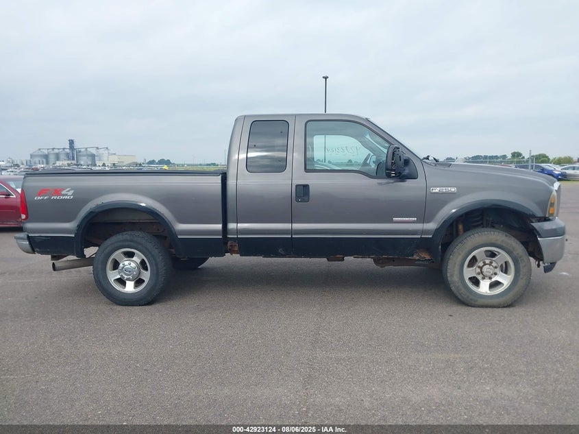 2005 Ford F-250 Lariat/Xl/Xlt VIN: 1FTSX21P65EC60182 Lot: 42923124