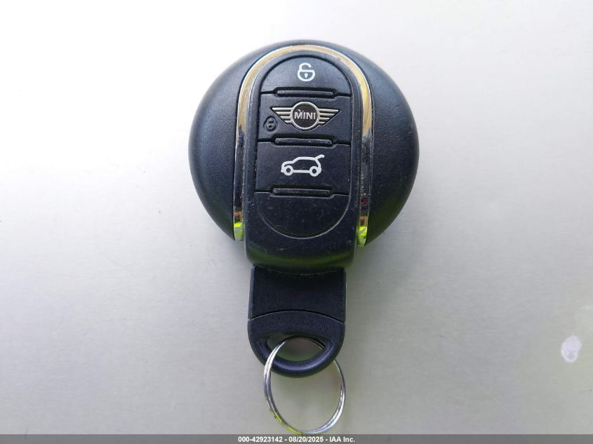2022 Mini Hardtop John Cooper Works VIN: WMW73DH05N2P75677 Lot: 42923142