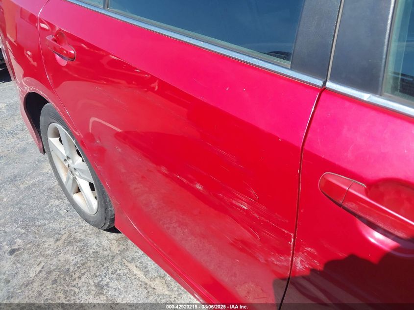 2014 Toyota Camry Se VIN: 4T1BF1FK0EU847585 Lot: 42923215