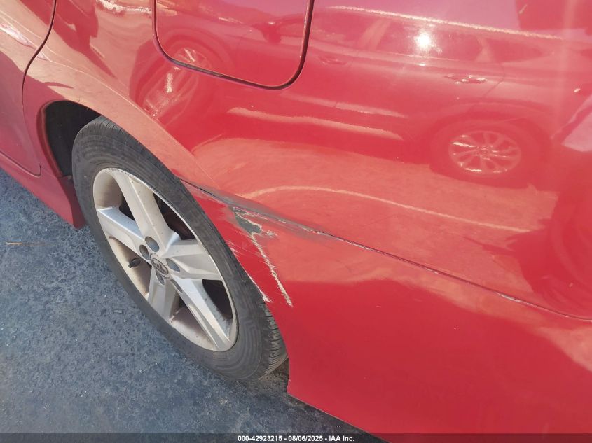 2014 Toyota Camry Se VIN: 4T1BF1FK0EU847585 Lot: 42923215