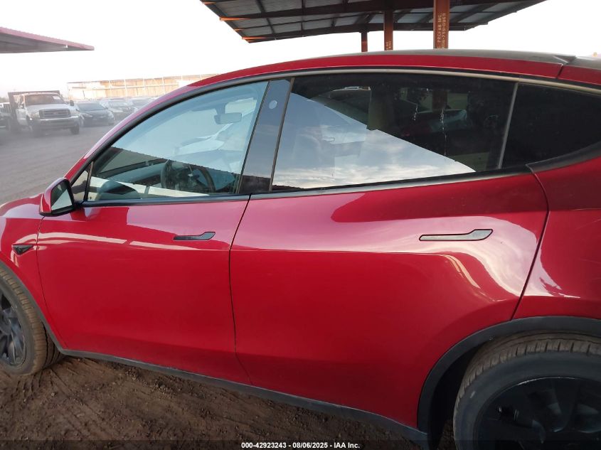 2021 Tesla Model Y Long Range Dual Motor All-Wheel Drive VIN: 5YJYGAEE6MF303591 Lot: 42923243