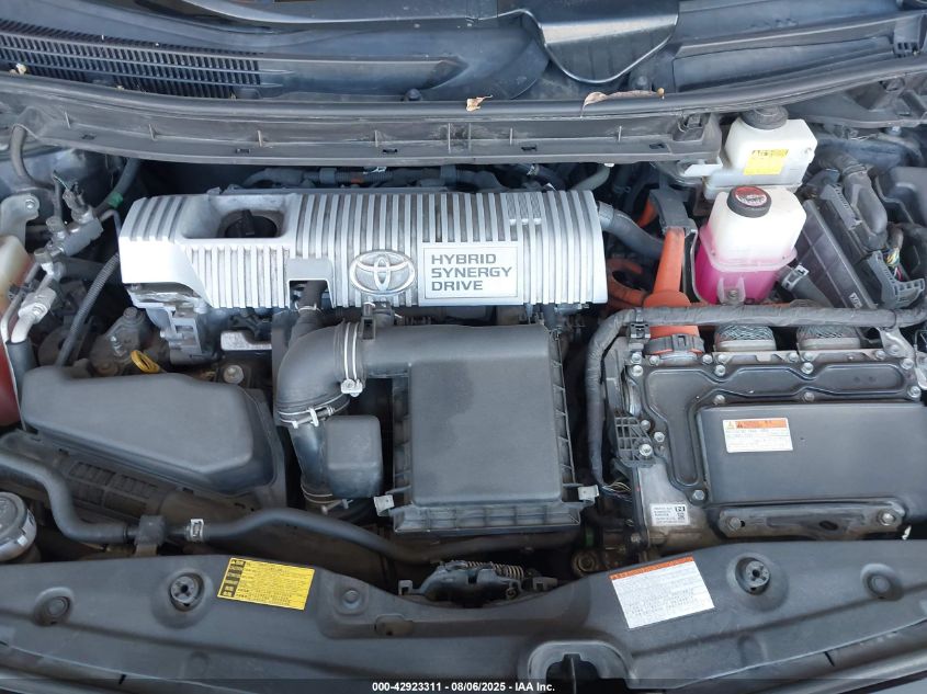 2015 Toyota Prius Two VIN: JTDKN3DU0F1952153 Lot: 42923311