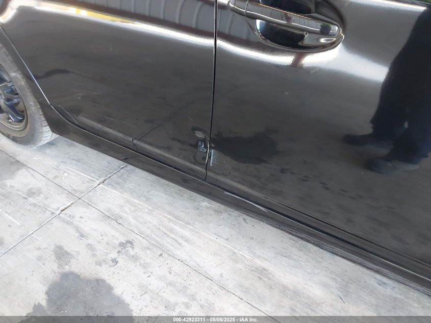 2015 Toyota Prius Two VIN: JTDKN3DU0F1952153 Lot: 42923311