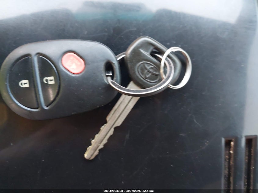 2008 Toyota Highlander VIN: JTEDS41AX82018690 Lot: 42923398