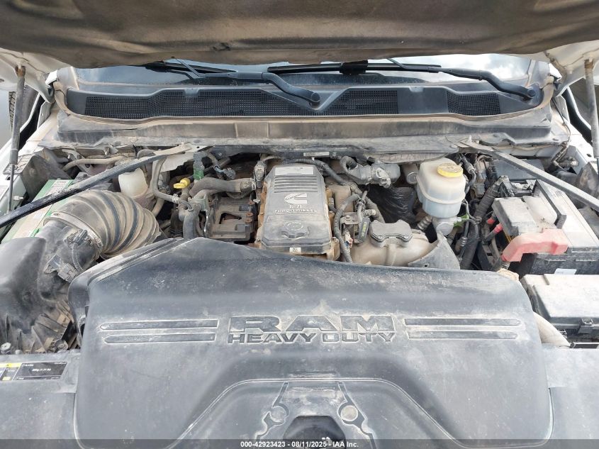 2019 Ram 3500 Limited 4X4 6'4 Box VIN: 3C63RRPL8KG638879 Lot: 42923423