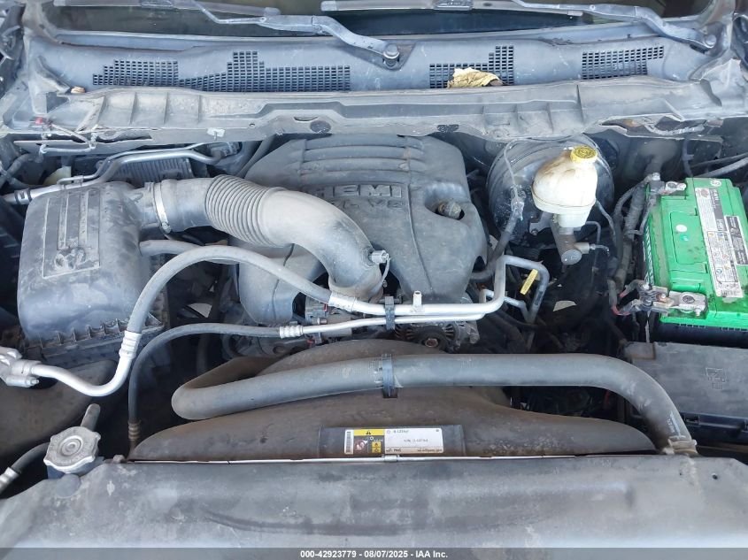 2015 Ram 1500 Express VIN: 1C6RR7KT5FS526917 Lot: 42923779