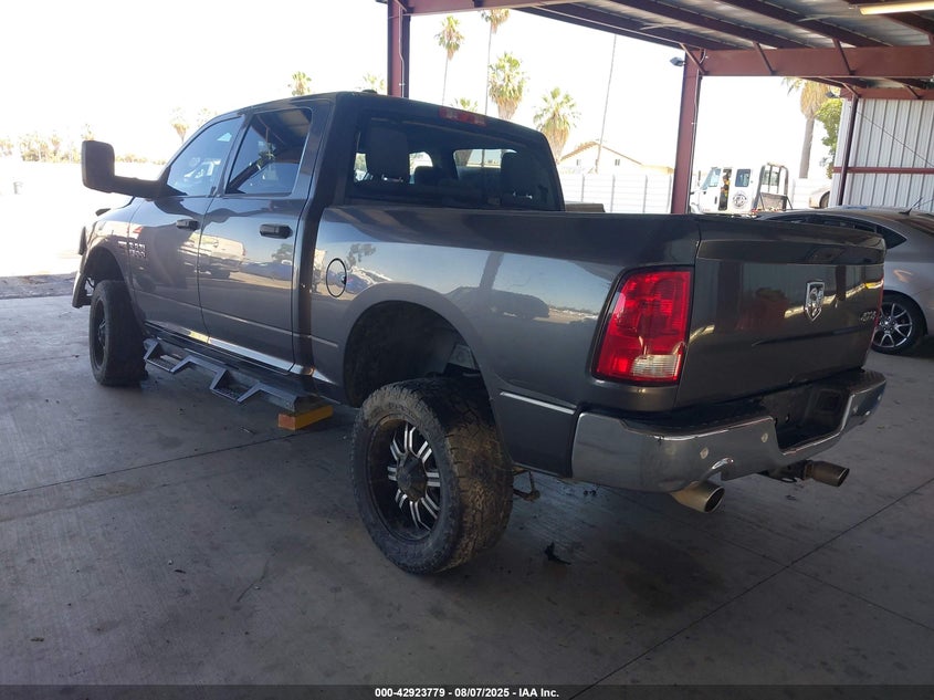 Vin: 1c6rr7kt5fs526917, lot: 43417505, ram 1500 express 20153