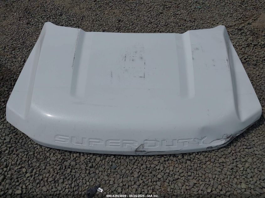 2024 Ford F-350 Lariat VIN: 1FT8W3BT2REF72262 Lot: 42923809