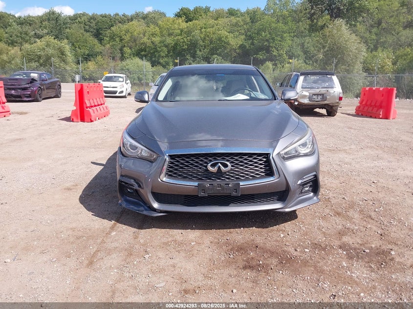 2018 INFINITI Q50 3.0T LUXE/3.0T SPORT - JN1EV7AR7JM611900