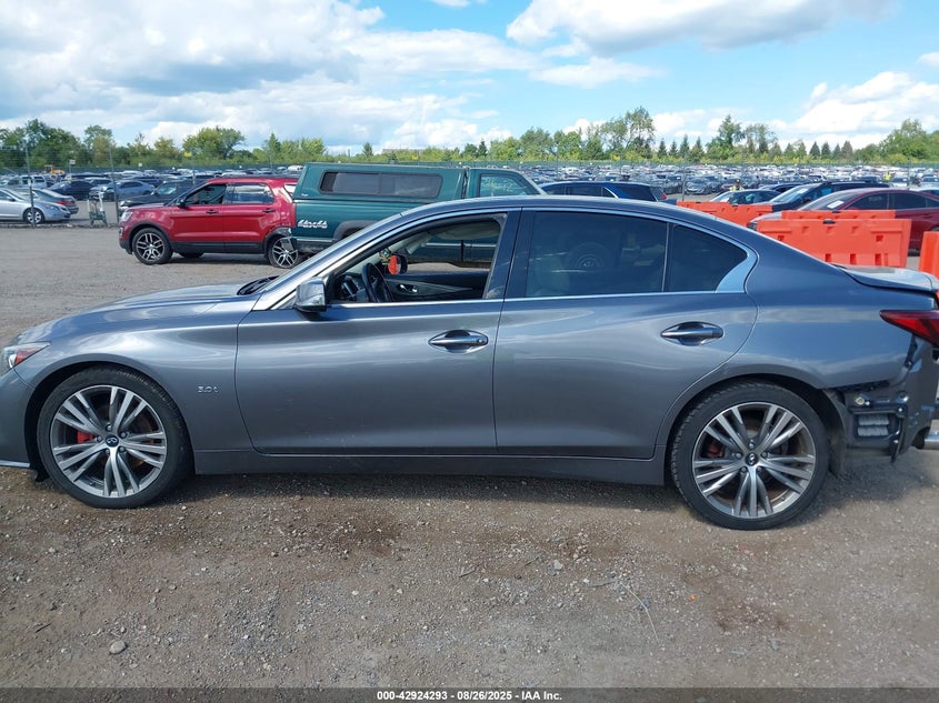 2018 INFINITI Q50 3.0T LUXE/3.0T SPORT - JN1EV7AR7JM611900