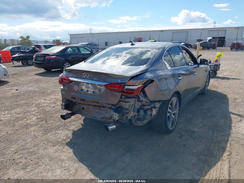 2018 INFINITI Q50 3.0T LUXE/3.0T SPORT - JN1EV7AR7JM611900