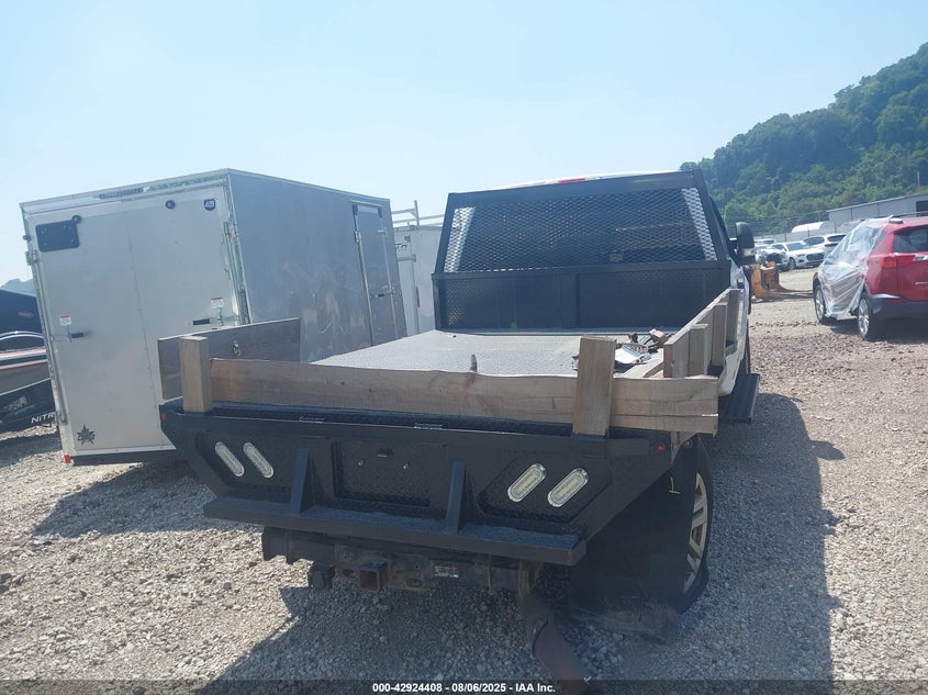 2017 Ford F-350 Xl VIN: 1FTRF3B68HEB92713 Lot: 42924408