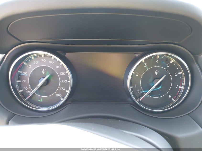 2022 MASERATI LEVANTE auction photo 7