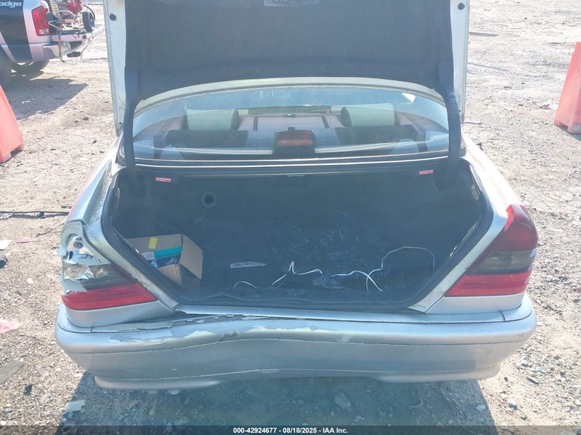 2000 Mercedes-Benz C 280 VIN: WDBHA29G6YA864423 Lot: 42924677