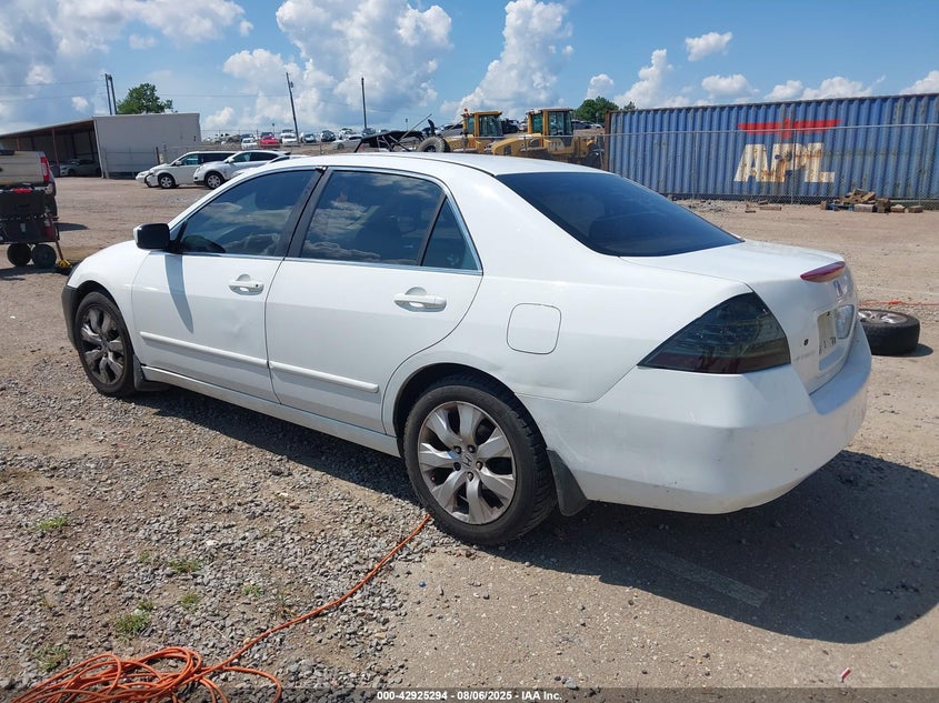 1HGCM56326A044781 2006 HONDA ACCORD photo no. 3