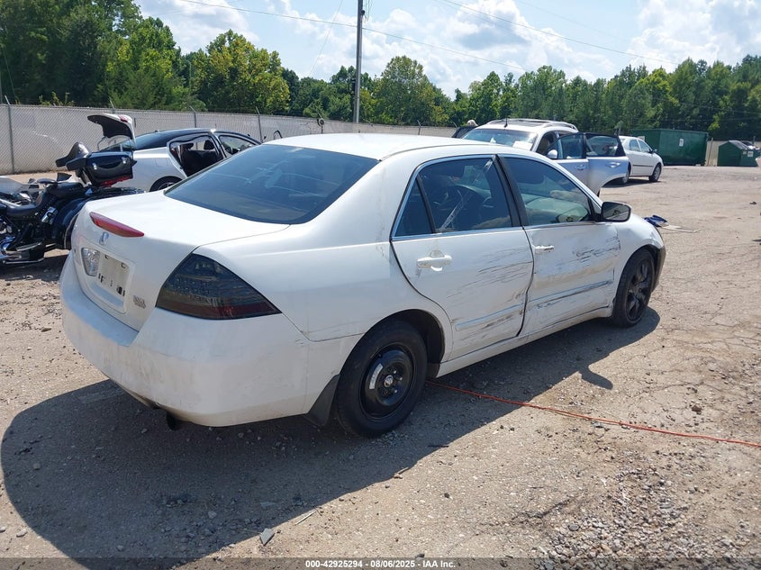 1HGCM56326A044781 2006 HONDA ACCORD photo no. 4