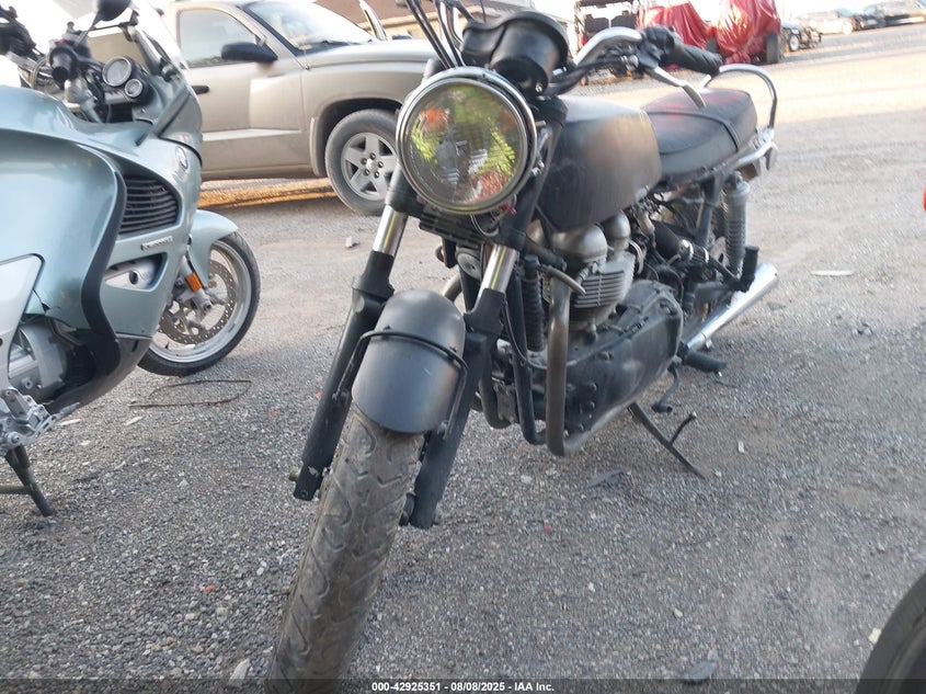 2002 TRIUMPH MOTORCYCLE BONNEVILLE - SMT900HN32J142154