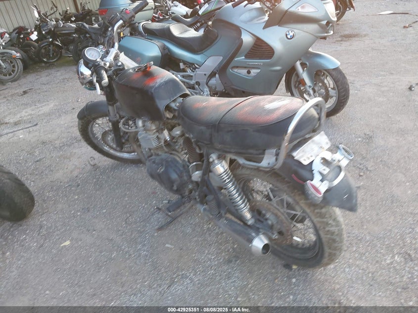 2002 TRIUMPH MOTORCYCLE BONNEVILLE - SMT900HN32J142154