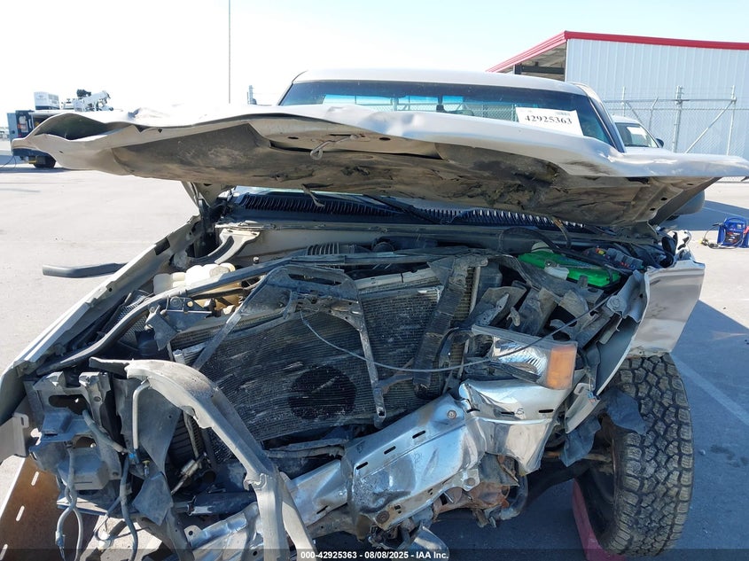 1GCEC14X65Z140695 2005 CHEVROLET SILVERADO photo no. 10