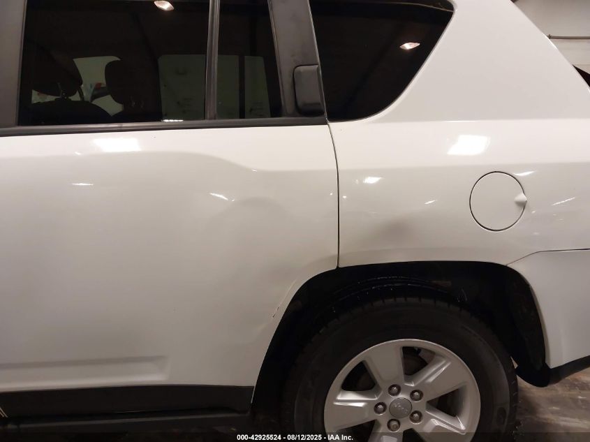 2016 Jeep Compass Sport VIN: 1C4NJCBAXGD575073 Lot: 42925524