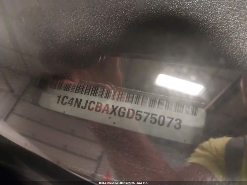 2016 Jeep Compass Sport VIN: 1C4NJCBAXGD575073 Lot: 42925524