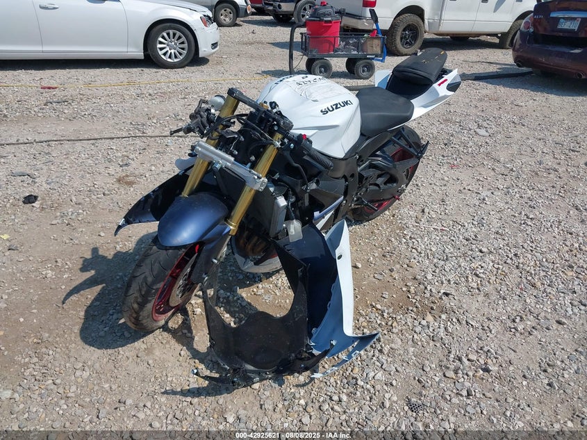 2025 Suzuki Gsx-R750 JS1GR7MA2S7101433 photo #3